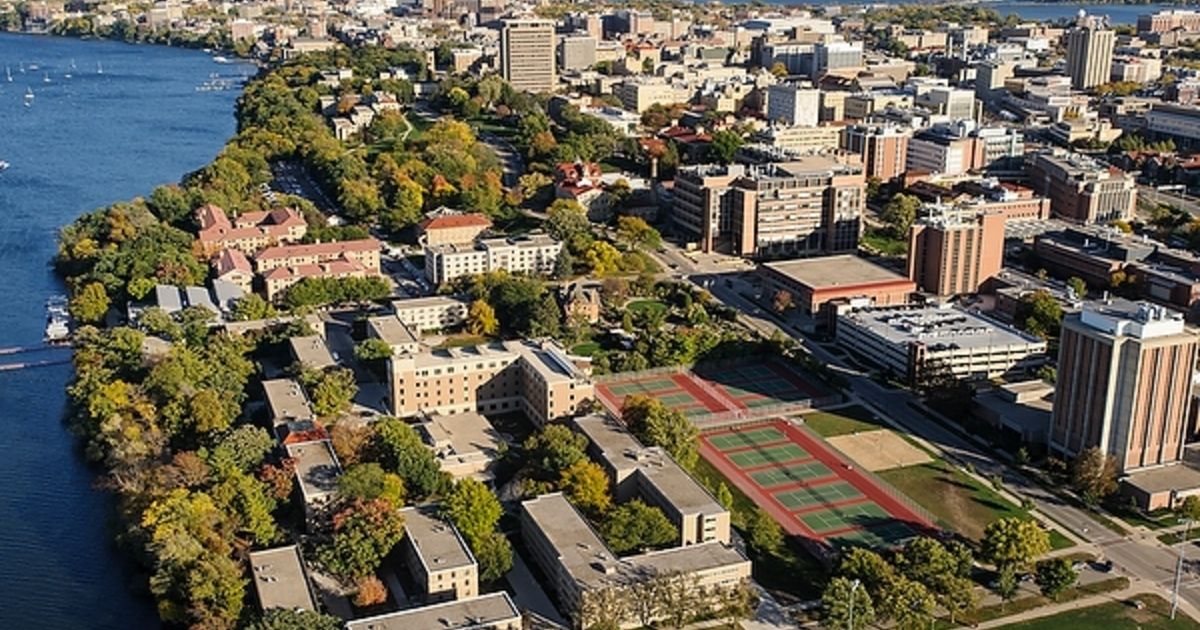 UW-Madison Lands $6M NIH Grant for Mass Spec Development Center | GenomeWeb